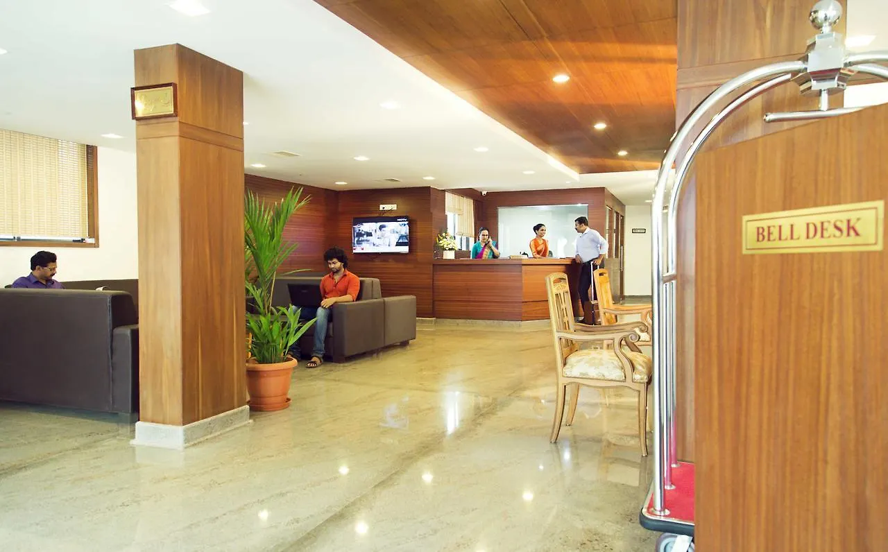 Hotel Rainbow Suites Kannur 4*,