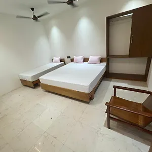 Lodge Saj Rest'